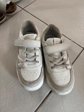 Tenisky, sprandi,32