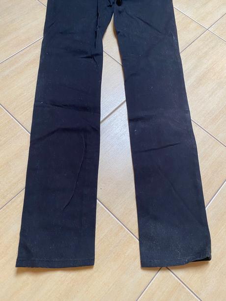 Rifle skinny, esmara,36