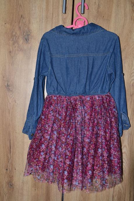 Šaty z riflovým vrchom, 104