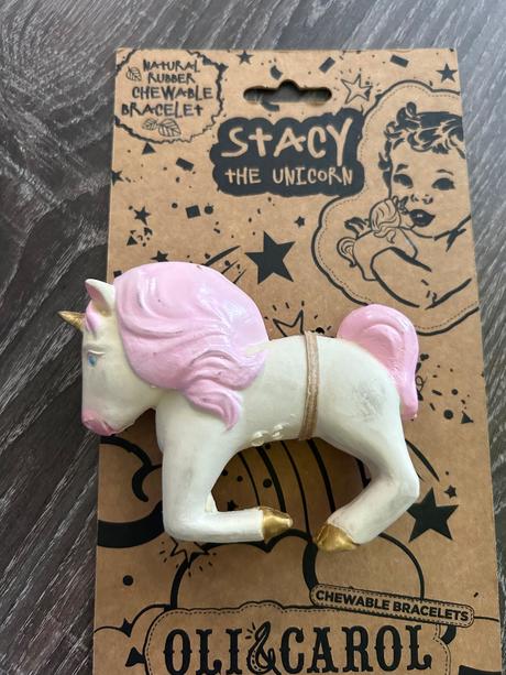 Oli&carol hryzatko jednorožec nove, 