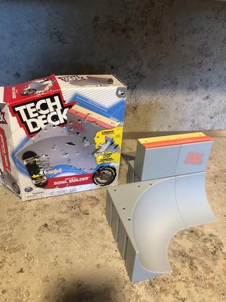 Tech deck bowl builder,