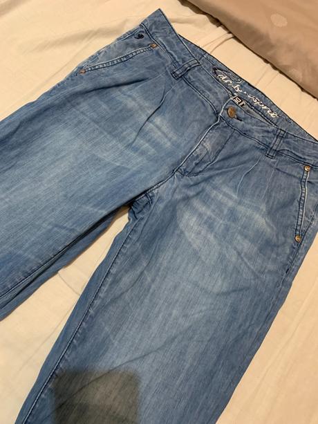 Nohavice, esprit,38
