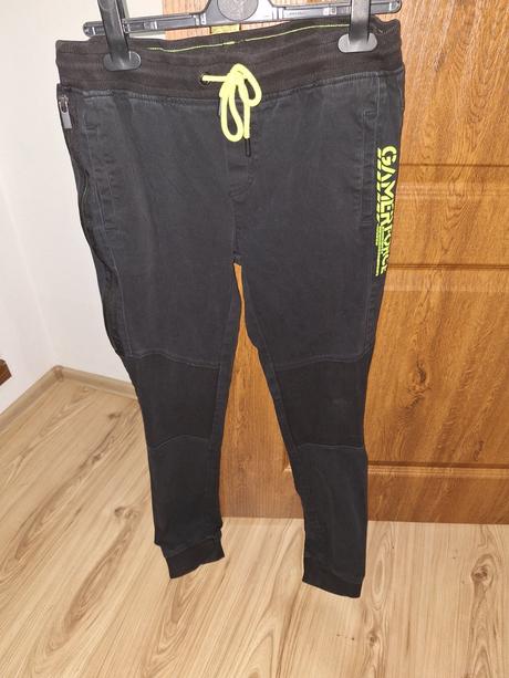 Nohavice, chapter young,176