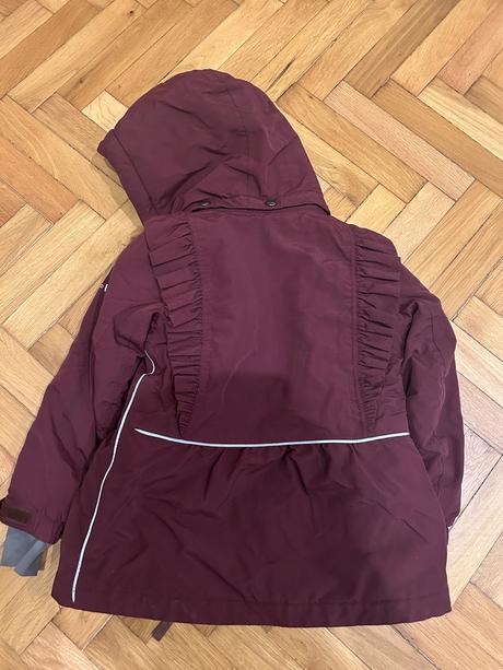 En fant zimná bunda, 110