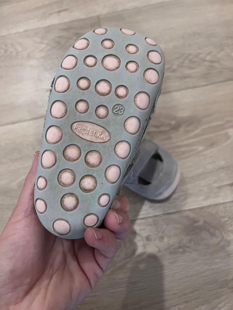 Sandálky, protetika,23