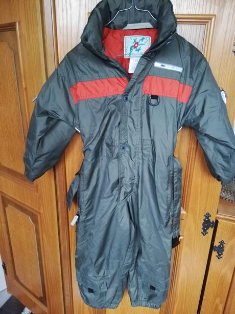 Zimný overal pre chlapca, 110