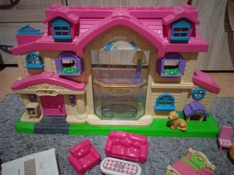 Domček +prislušenstvo, 