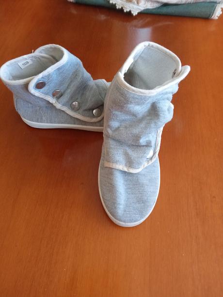 Platené topánky, 30