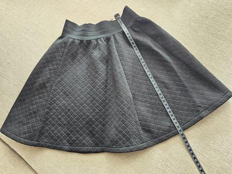 Sukna stylova 134, 134