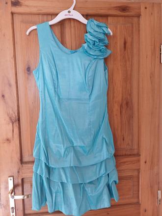 Spoločenské šaty, 42