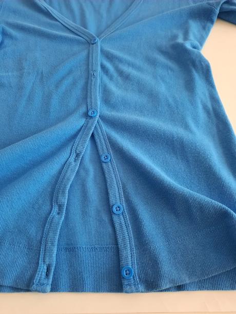 Dámske vrúbkované tričko so zapínaním, 36