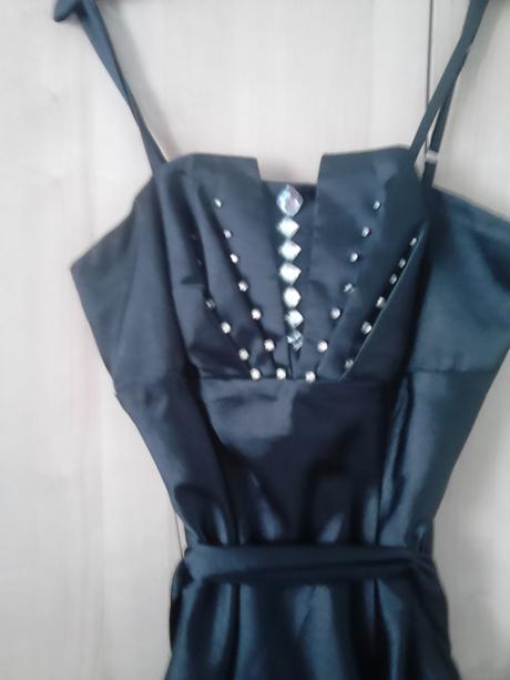Slavnostne saticky velkost s, s