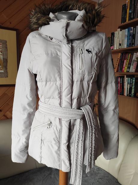 Páperová bunda zn. a&f, veľkosť xs-s, abercrombie&fitch,s