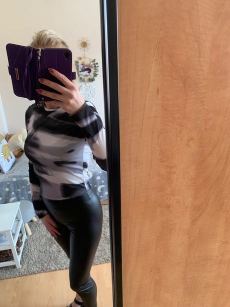 Dámske tielko, bershka,m