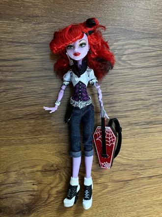 Operetta monster high,
