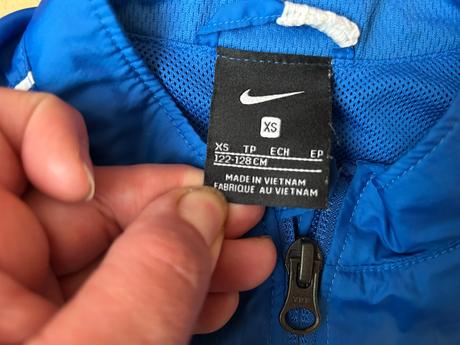 Tenká bundička zn. nike veľ. xs, nike,xs