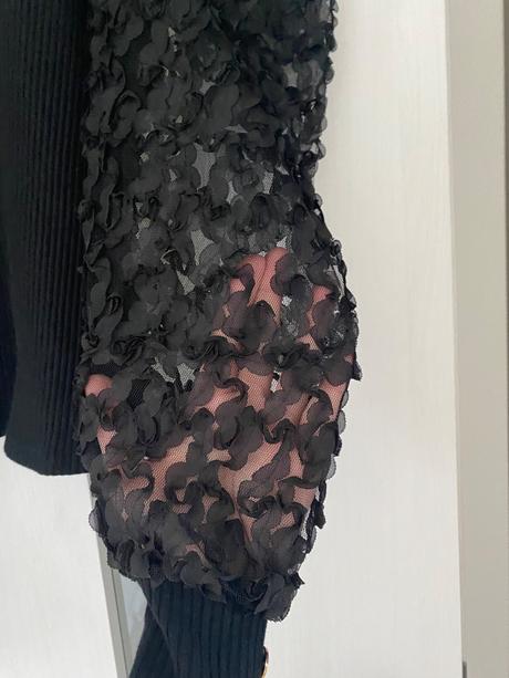 Tričko s nazberanymi rukávmi, s