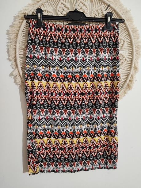 Sukňa po kolená, m