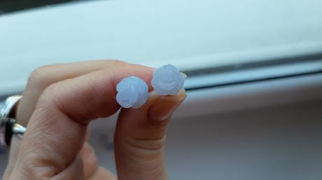 Chalcedon ruzicky nausnice, 