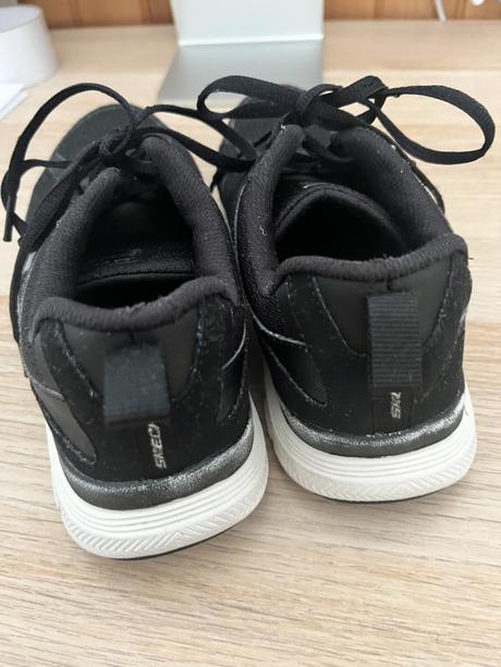 Tenisky, skechers,36