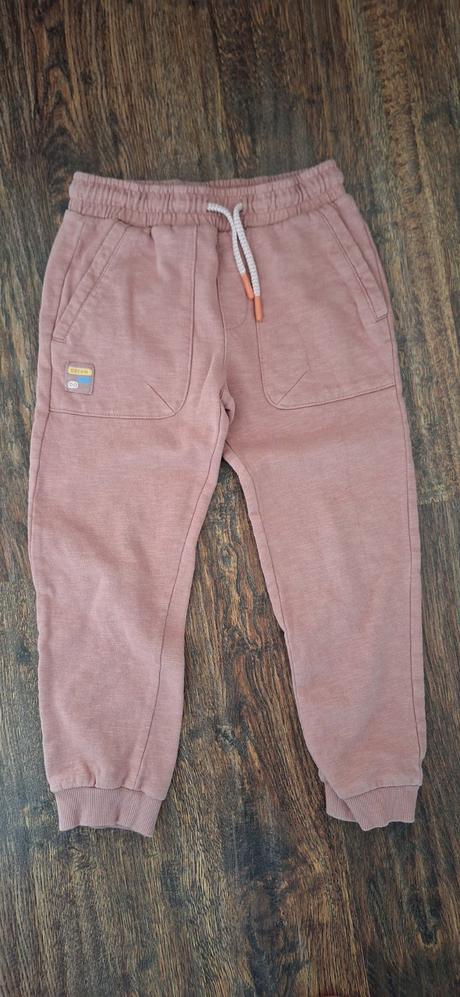 Tepláky, reserved,128