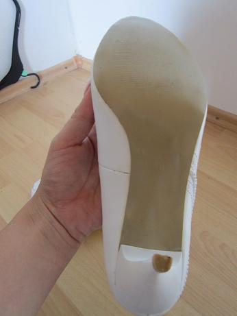 Bielo smotanove kozene lodicky, 40
