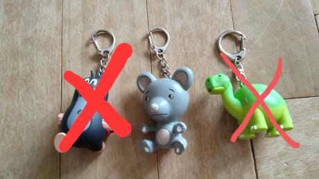 Svietiaci prívesok kľúčenka myš krtko dinosaurus m, 