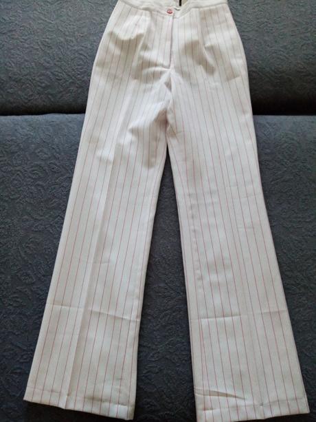 Bielé nohavice s pásikmy, 36