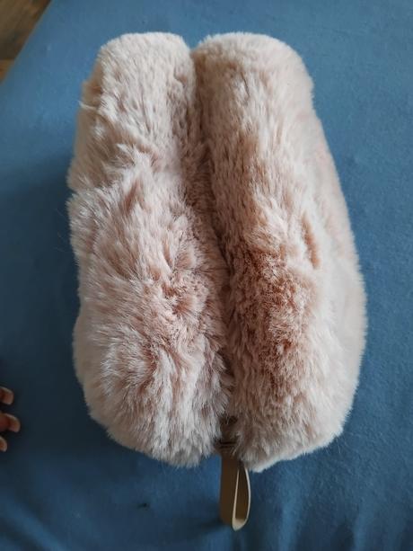 Kabelka taštička do ruky, stradivarius