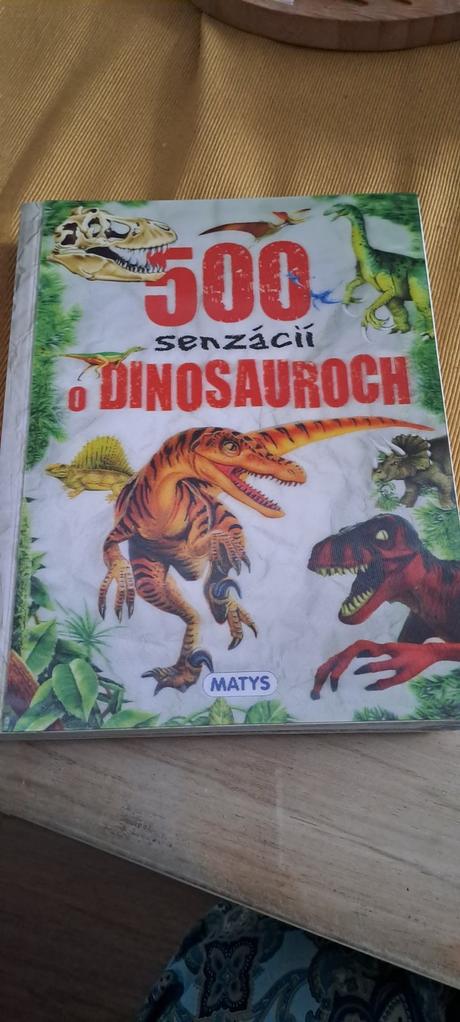 500 senzácií o dinosauroch, 