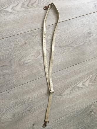 Ramienko na kabelku,