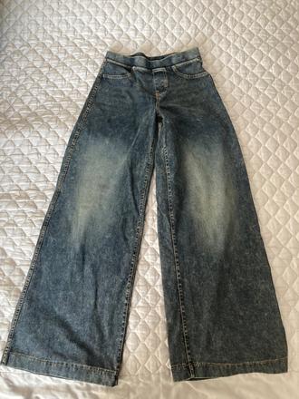 Rozsirene dzinsy hm, h&m,146