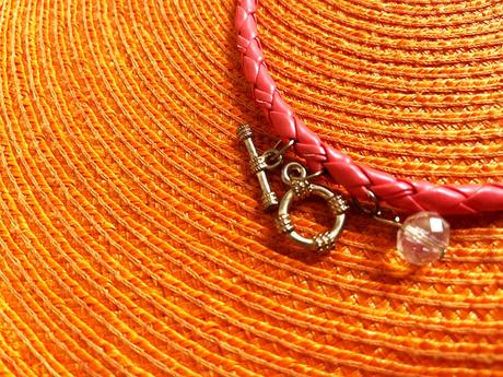 Zaujímavý náramok, 