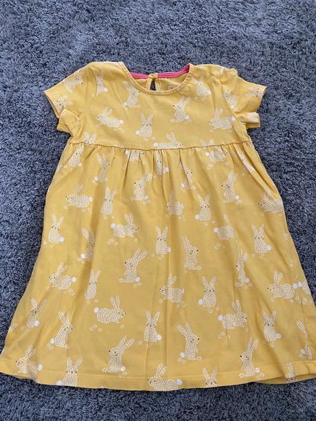 Zajačikové šaty, f&g,92