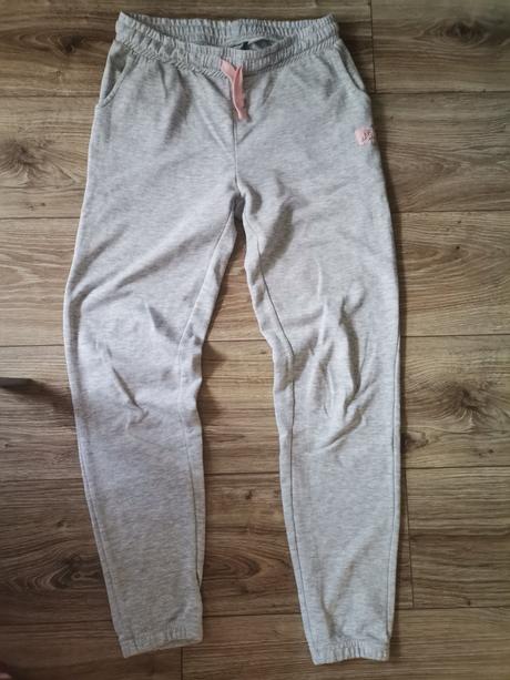 Tepláky, pepperts,158