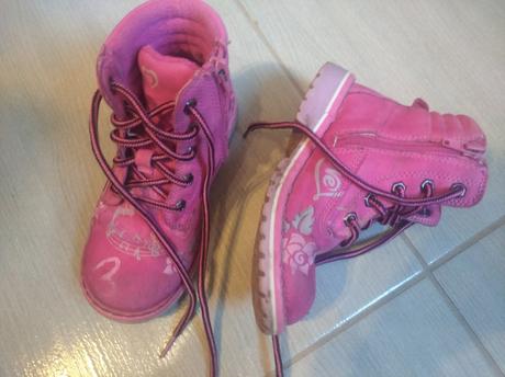 Dievčenské čižmičky, 28