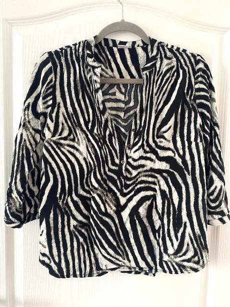 Blúzka so zvieracím motívom, m