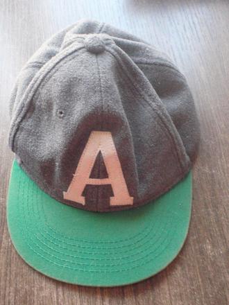 Šiltovka, disney,140