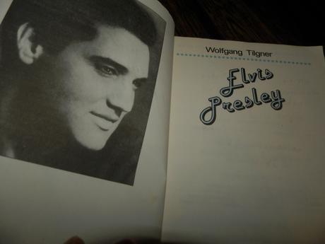 Kniha elvis presley,