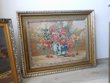 Obrazy vyšívané krížiková výšivka -v drevenom ráme, 