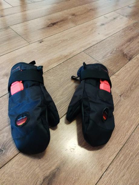 Rukavice na snowboard, 140