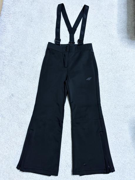 4f lyžiarske softshell nohavice, 134