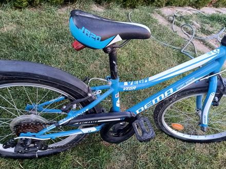 Predám bicykel dema vega 20" s prehadzovačkou, dema,20