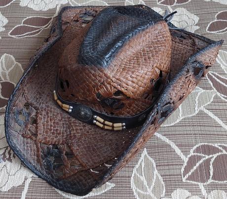 Maska - kovbojske klobuky, 