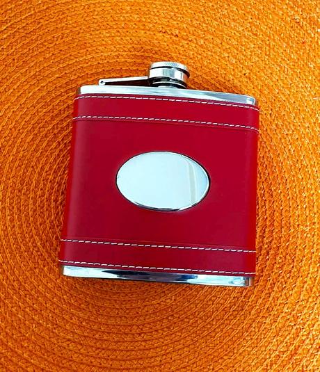 Vrecková fľaša na alkohol (ploskačka), 