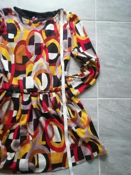 Šaty so vzorom vo farbách jesene vs, s