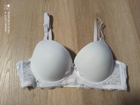 Dámska biela podprsenka, 90b