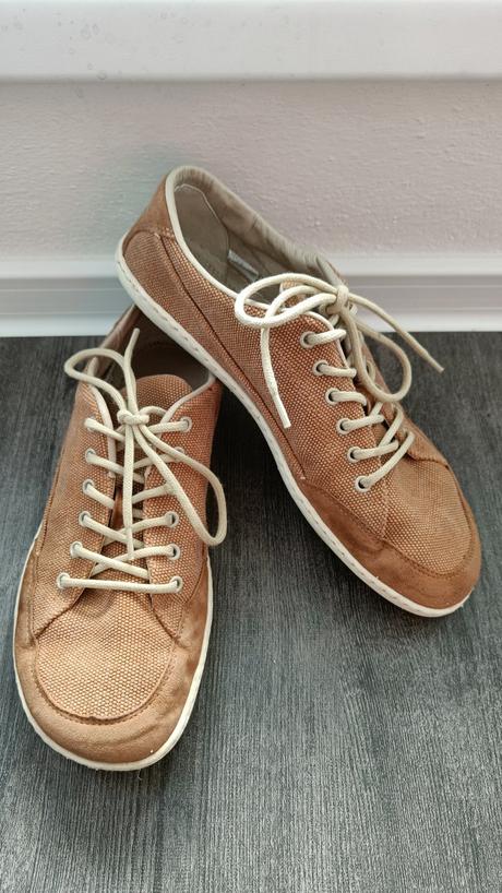 Groundies earth woman, 41