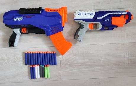 Nerf pištole + náboje, 