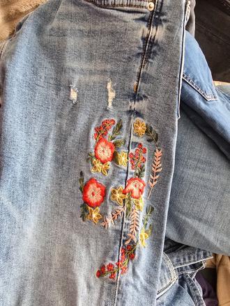 Rifle s vysivkou, zara,36